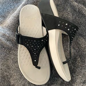 Dansko. Size 38. Like new. Comfy!